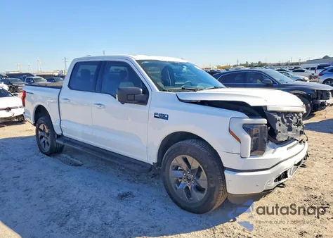 2025 Ford F150 Lightning Xlt z USA, uszkodzony, nr VIN 1FT6W3LU5SWG17547